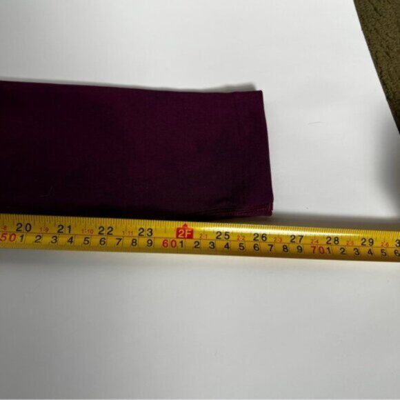 Lululemon   Bordeaux Stripe Womens Sz 2  Ebb to Train Tight - Picture 12 of 16